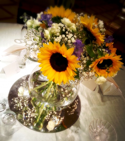 こんなテーマがあこがれ 夏の結婚式が人気なんです スタッフブログ 山形県鶴岡市の結婚式場 ベルナール鶴岡 こんなテーマがあこがれ 夏の結婚式が人気なんです スタッフブログ 山形県鶴岡市の結婚式場 ベルナール鶴岡